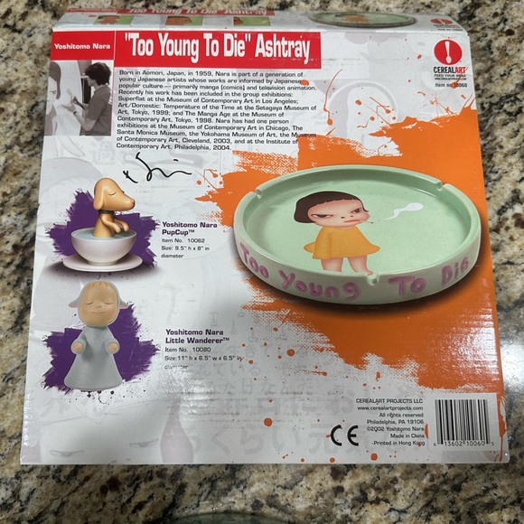 YOSHITOMO NARA “TOO YOUNG TO DIE” ASHTRAY-AUTHENTIC W/ ORIGINAL box - Picture 5 of 5
